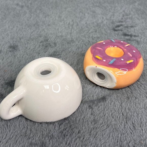Donut and Coffee Cup Salt Pepper Shaker Set Pair NIB Doughnut Tier Tray Decor - Picture 7 of 7